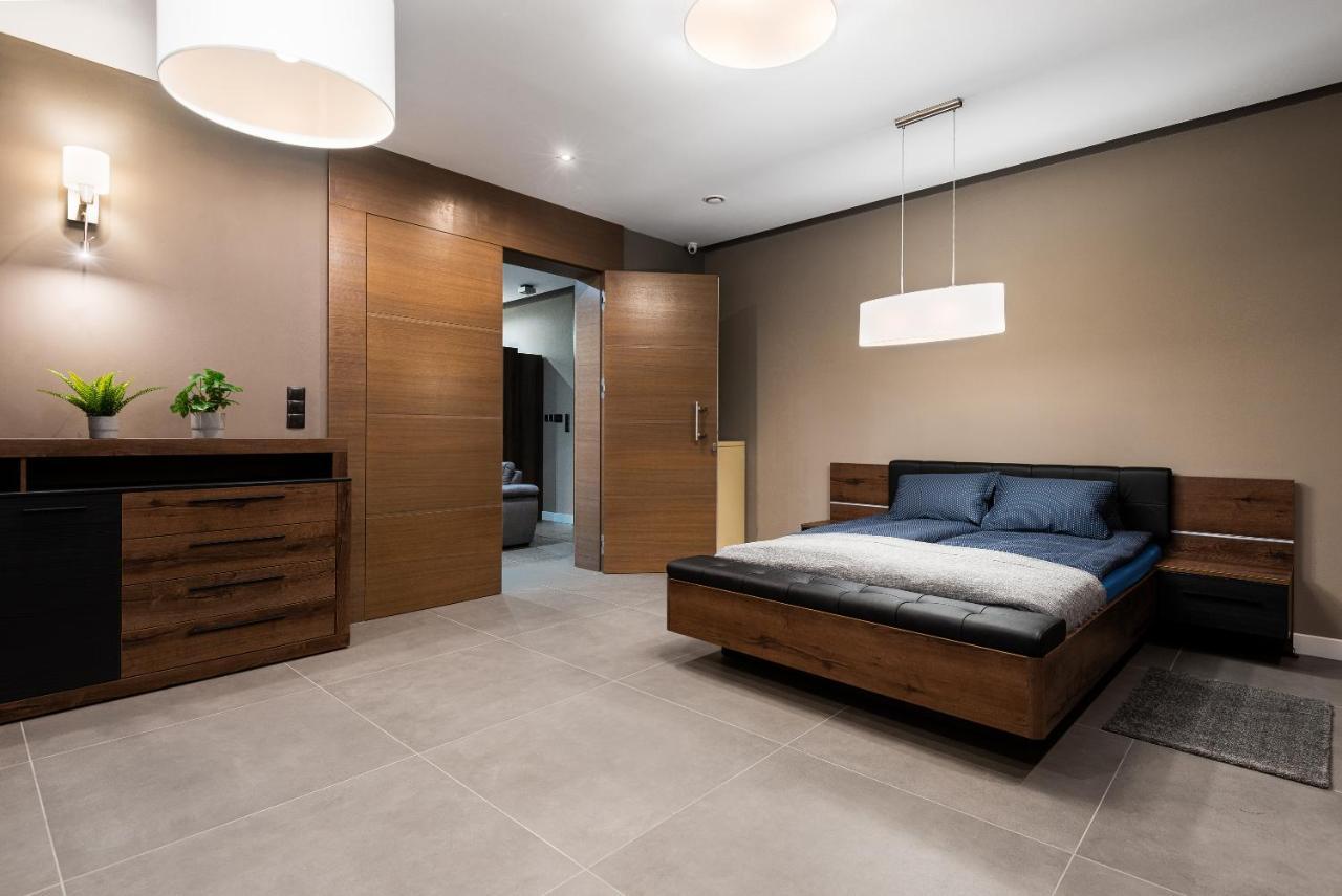 Apartament Platynowy - Centrum Gliwic Z Parkingiem Gliwice Zewnętrze zdjęcie