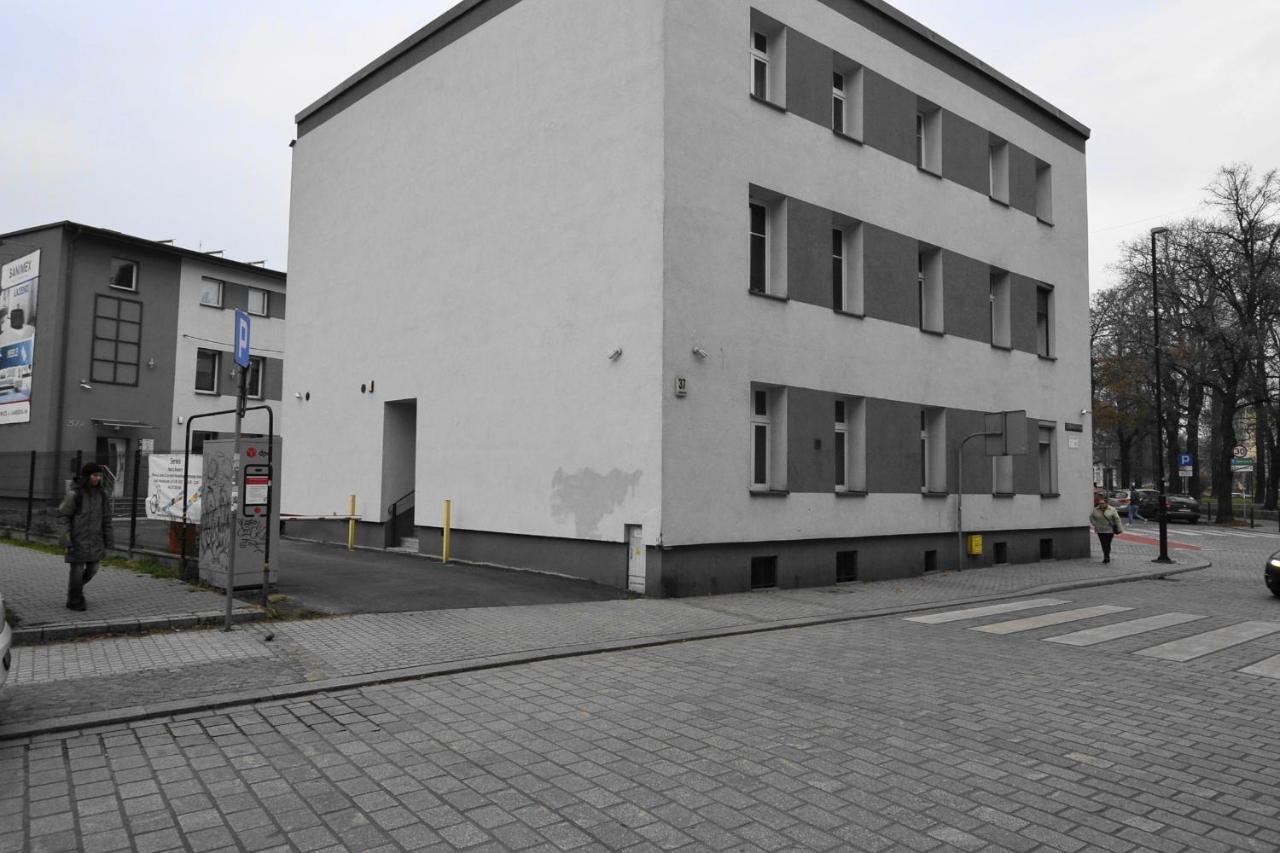 Apartament Platynowy - Centrum Gliwic Z Parkingiem Gliwice Zewnętrze zdjęcie